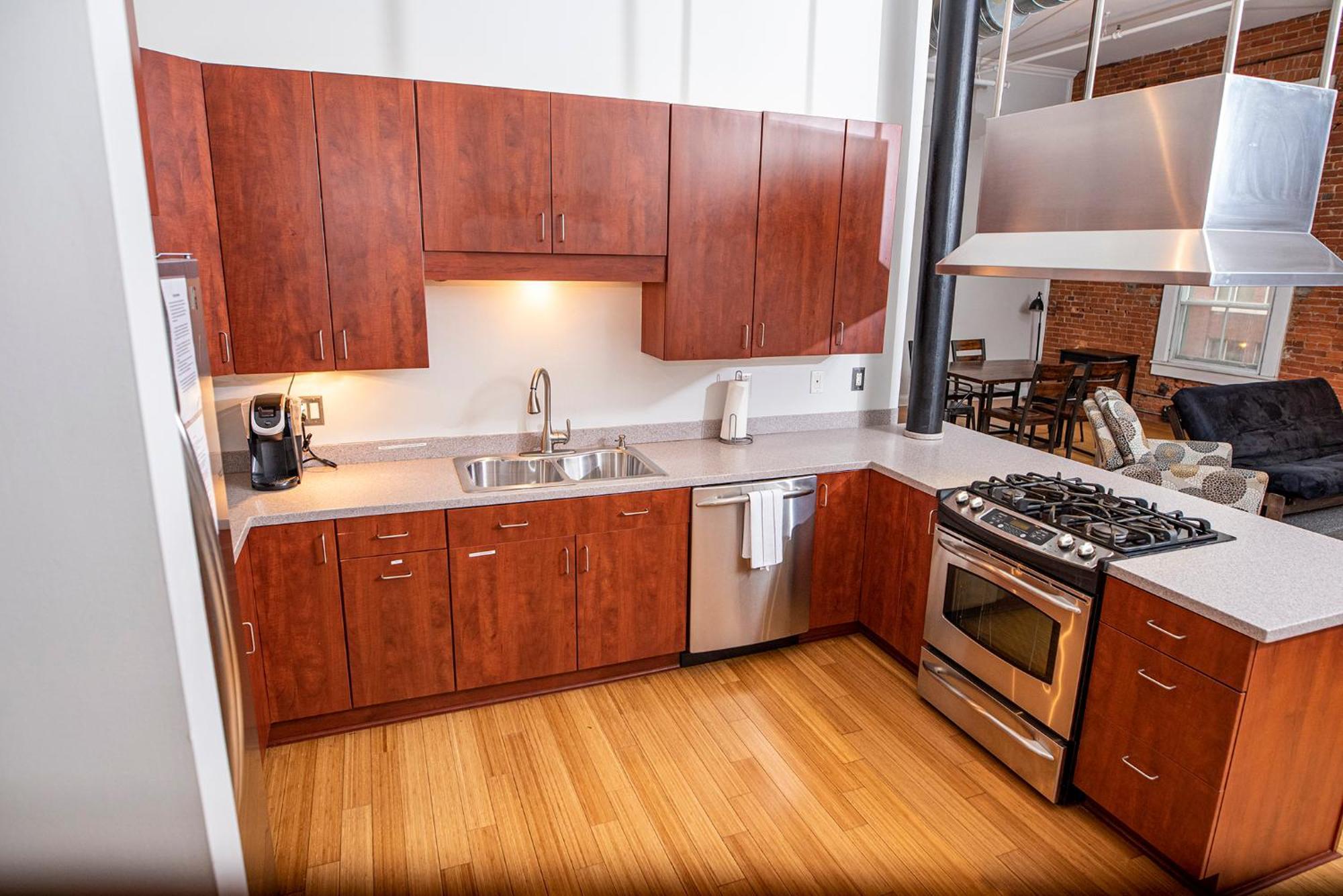 Апартаменты Modern Lofts Next To Georgia St. & Convention Ctr. Индианаполис Экстерьер фото